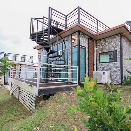 Happy Mountain Airport Resort Nai Yang Екстер'єр фото
