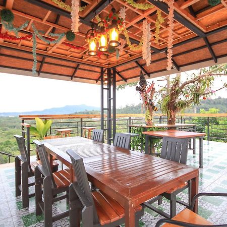Happy Mountain Airport Resort Nai Yang Екстер'єр фото