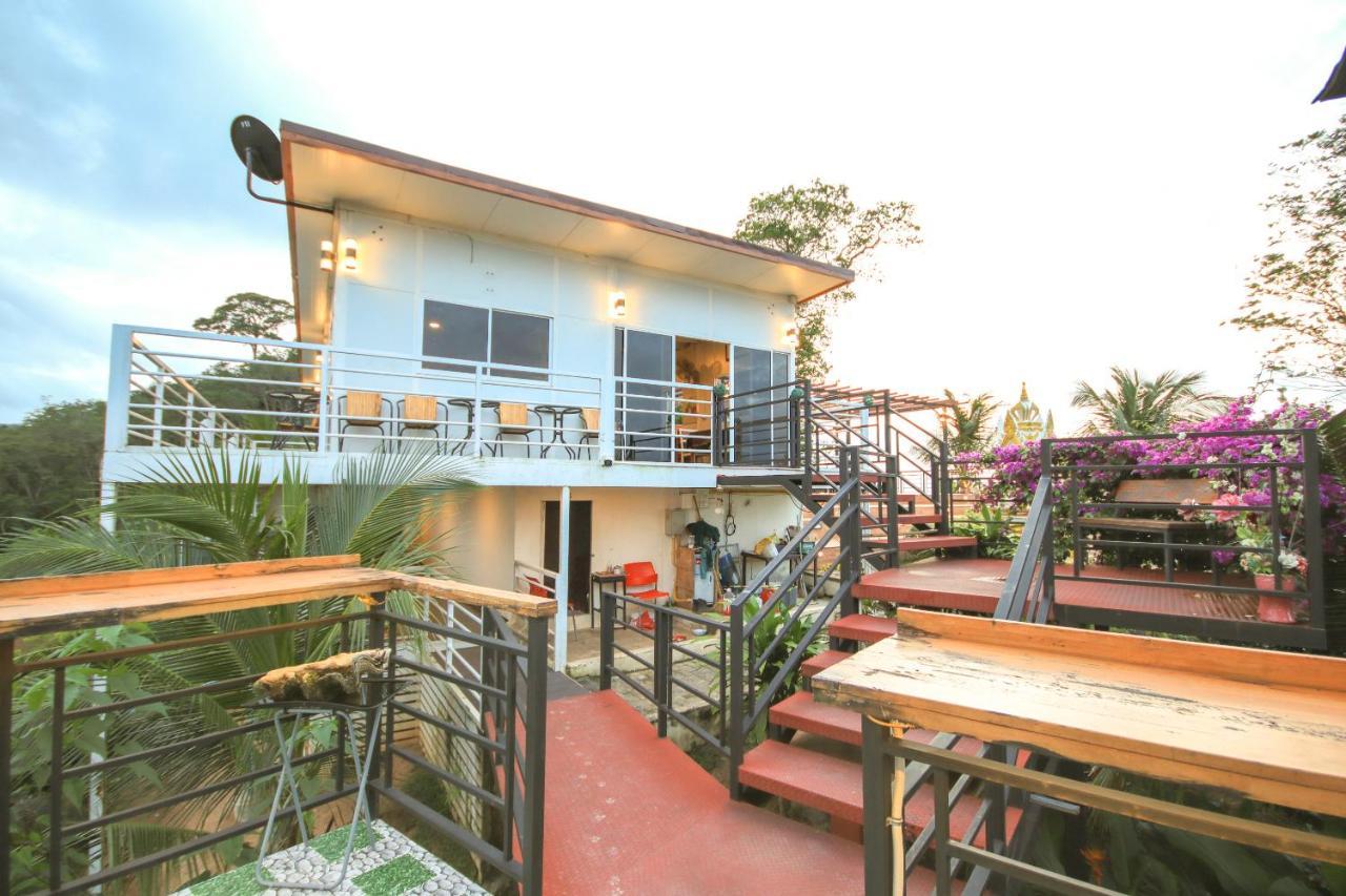 Happy Mountain Airport Resort Nai Yang Екстер'єр фото