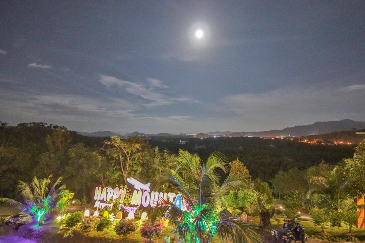 Happy Mountain Airport Resort Nai Yang Екстер'єр фото